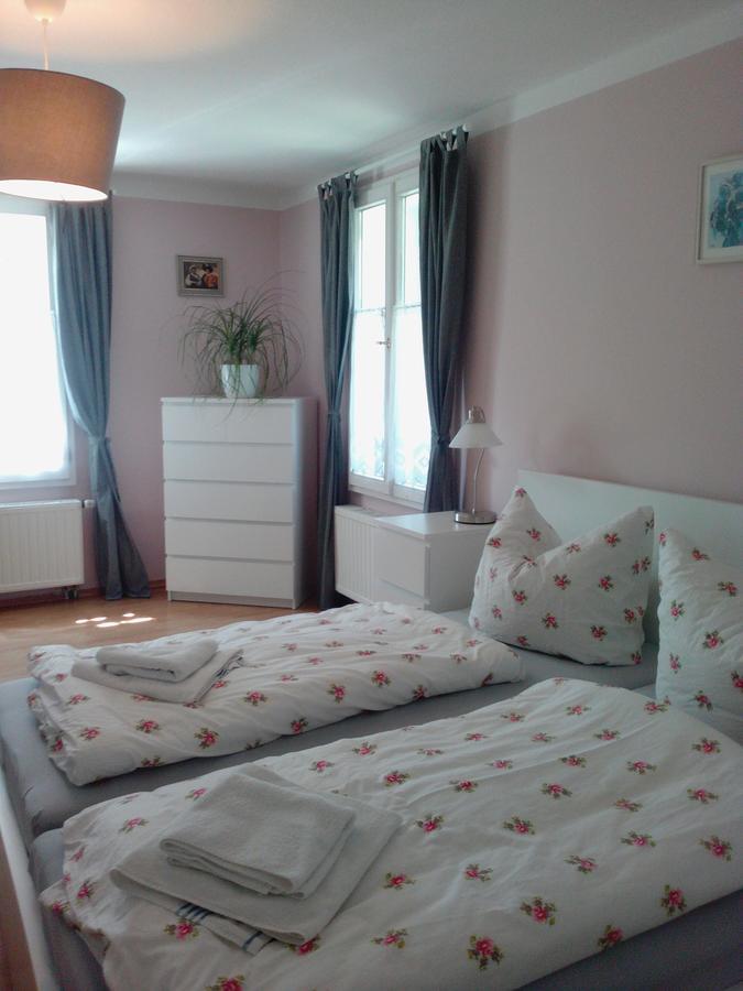 Gaestehaus Villa Rose Durrrohrsdorf Buitenkant foto